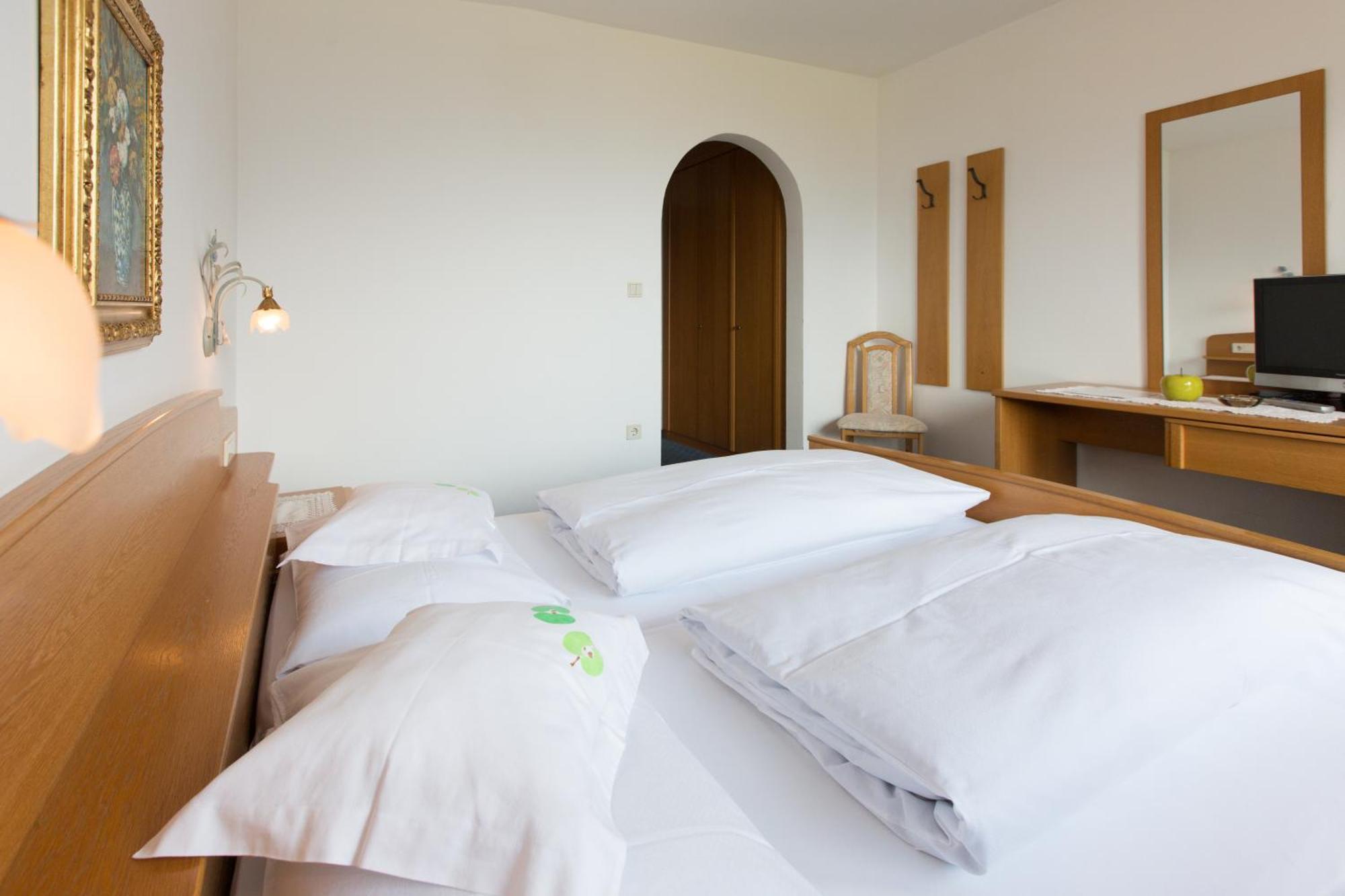 Linghof Bed and Breakfast Τιρόλο Εξωτερικό φωτογραφία